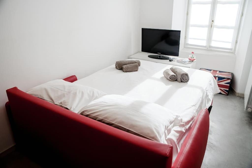 Apartament Be Happy - The House Of Travelers Como Zewnętrze zdjęcie