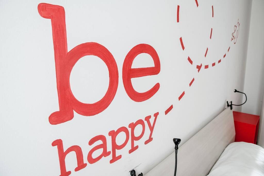 Apartament Be Happy - The House Of Travelers Como Zewnętrze zdjęcie